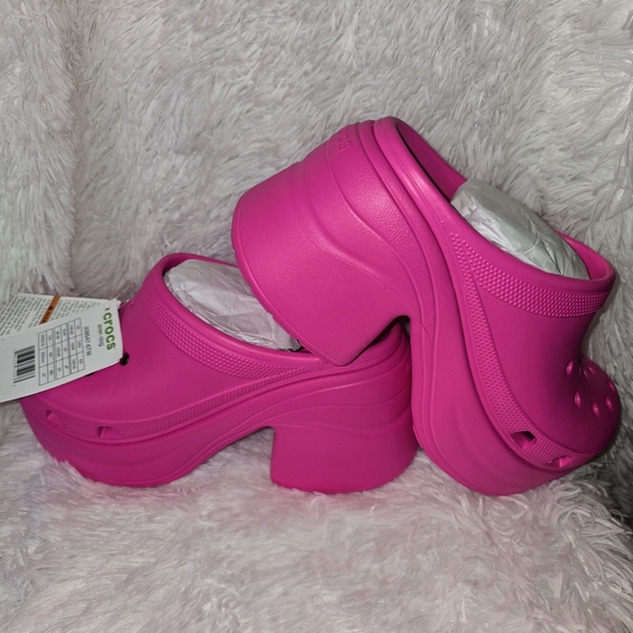CROCS Women's Bold Pink Elevated Clogs - Picture 2 of 2